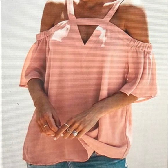 Tops - Beautiful Chiffon light pink  🔹3 for $12